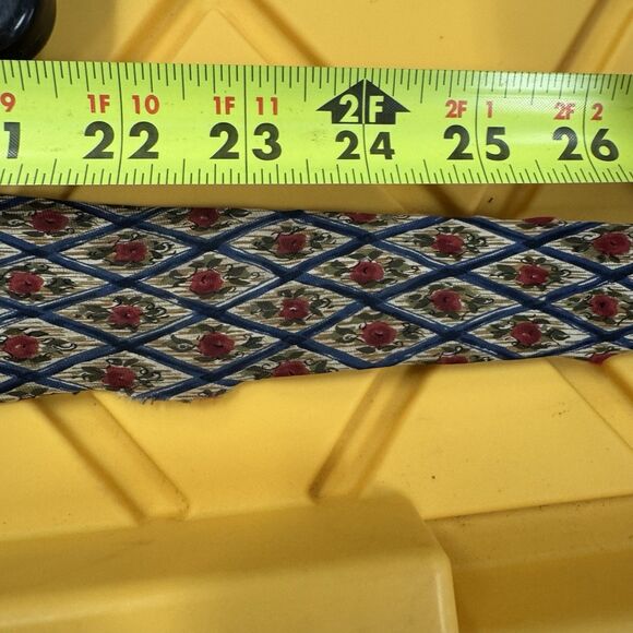 VALENTINO Cravatte Blue Rose Floral Silk Luxury Tie Vintage Flawed Read********* - Picture 8 of 8